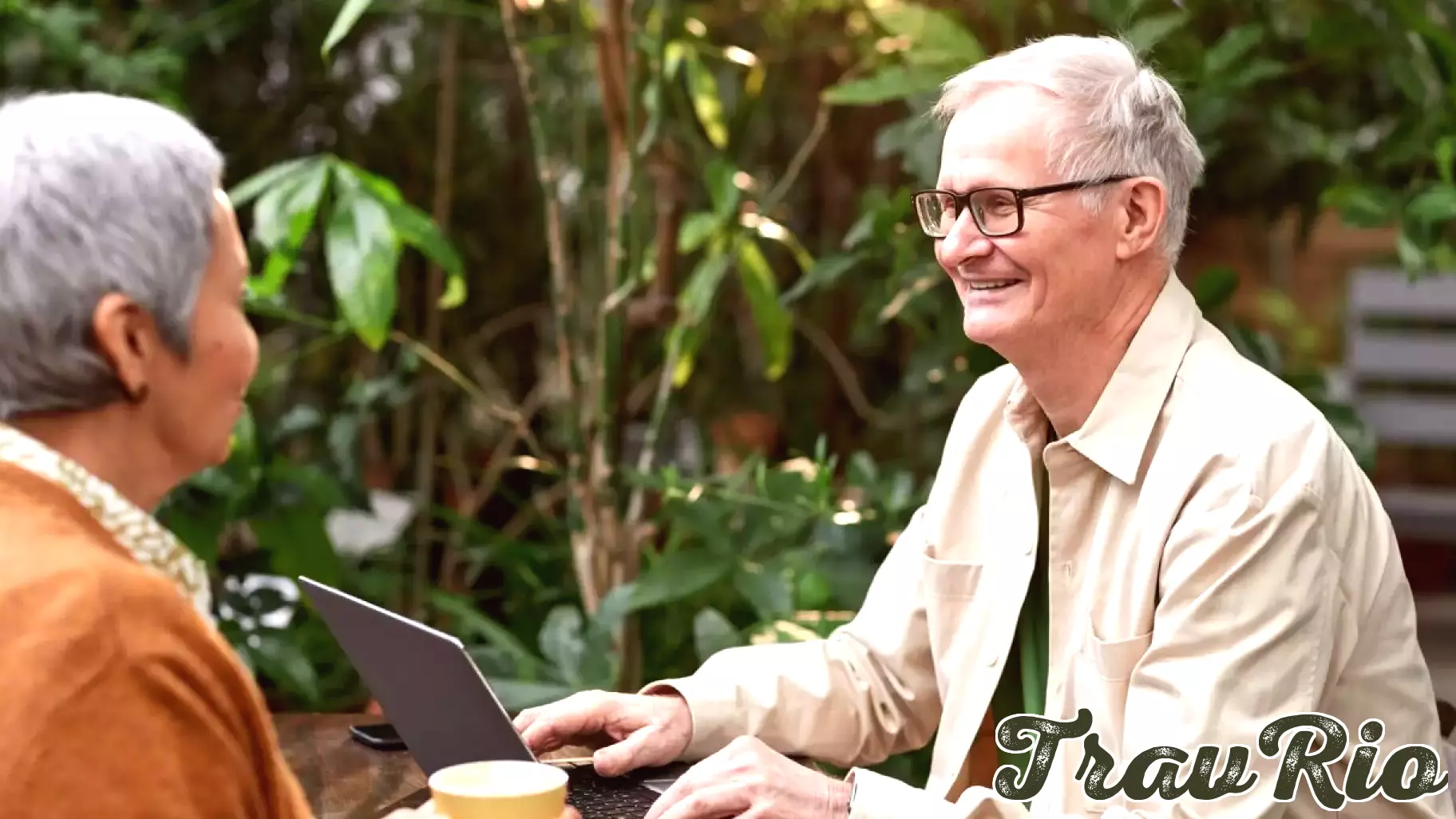 Digital Technology Use in Older Adults May Lower Dementia Risk