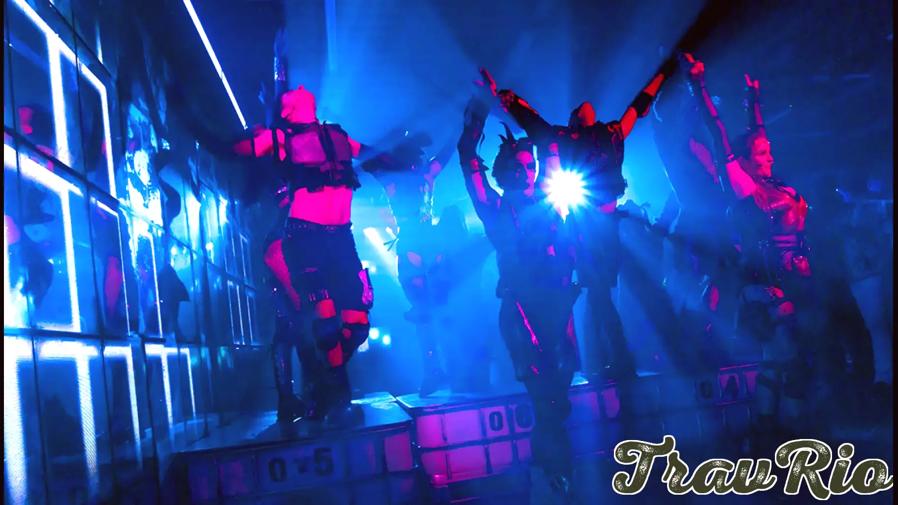 Innovative Visuals Transform Theatrical Experience in London