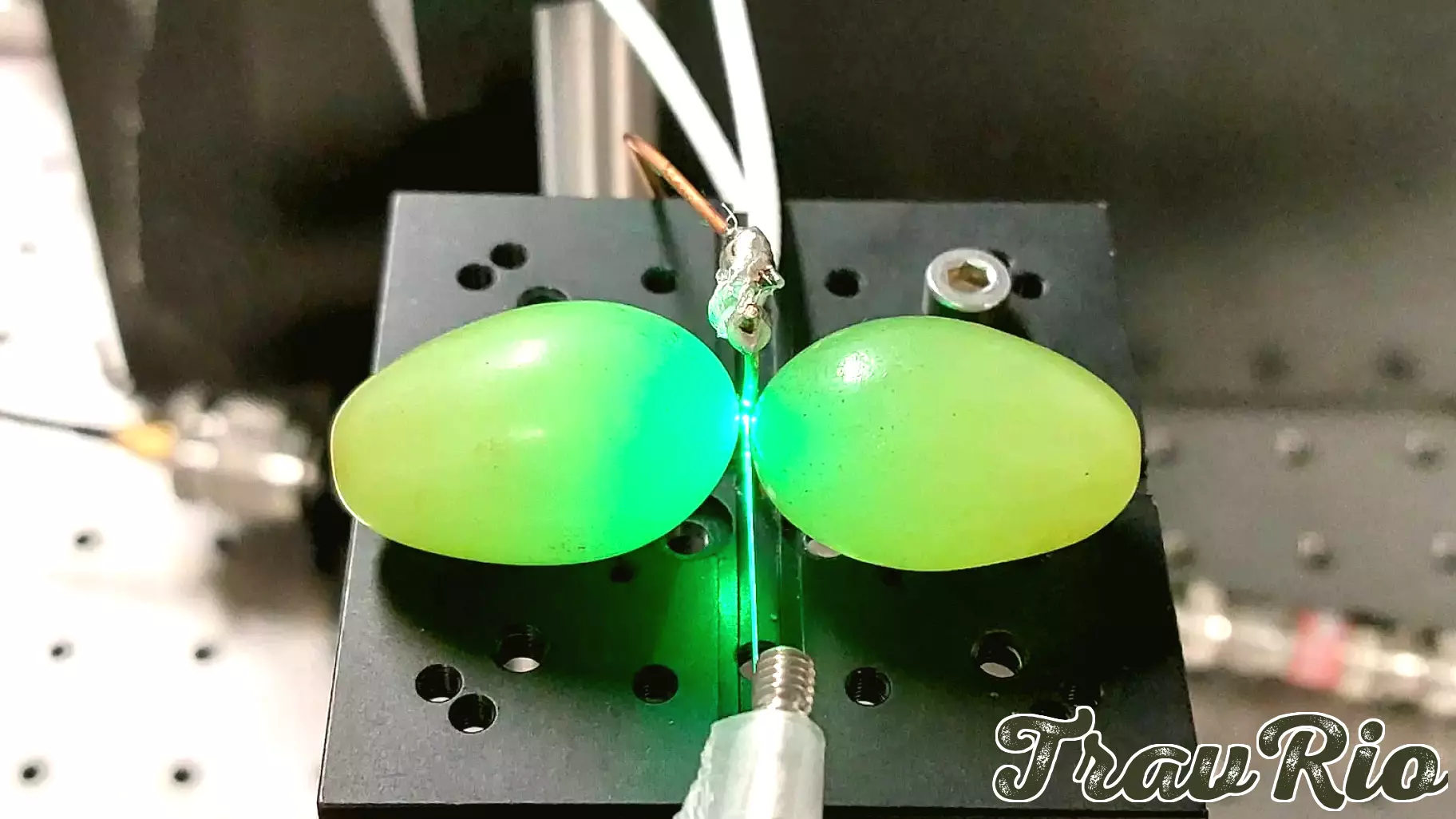 Ordinary Grapes Propel Advances in Quantum Technology